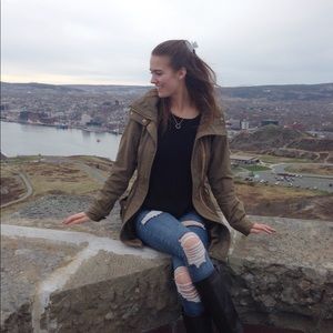 Meet your Posher, Josie